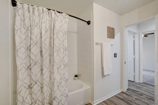 $1,800 | 173 Rafe Court, Kyle, TX 78640