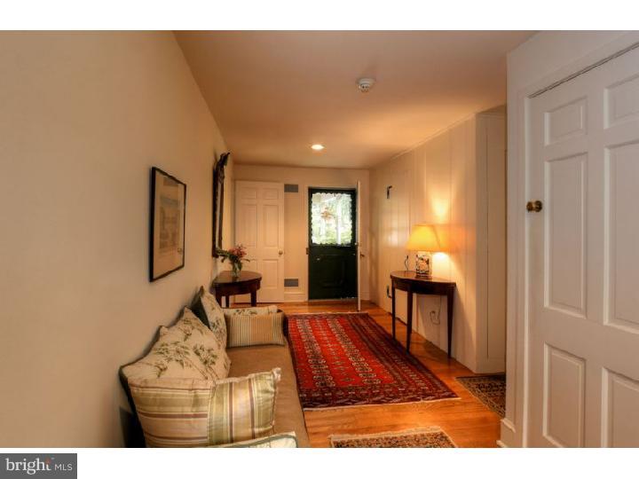 441 Ring Road Chadds Ford, PA 19317 - Photo 2 of 25 Foyer