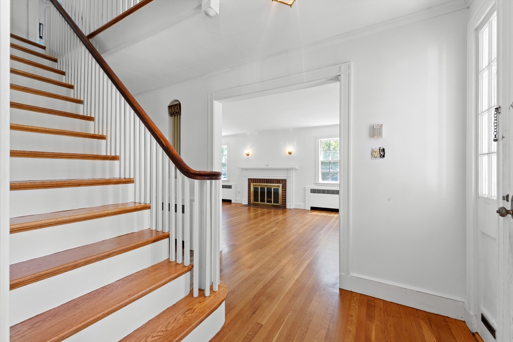 48 Marilyn Road Milton, MA 02186 - Photo 6 of 32 Gallery Image 6