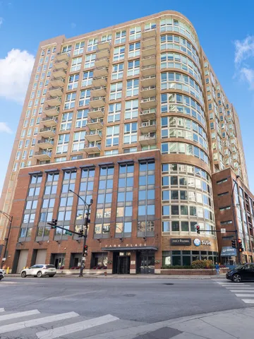 $465,000 | 600 North Kingsbury Street, Unit 906, Chicago, IL 60654