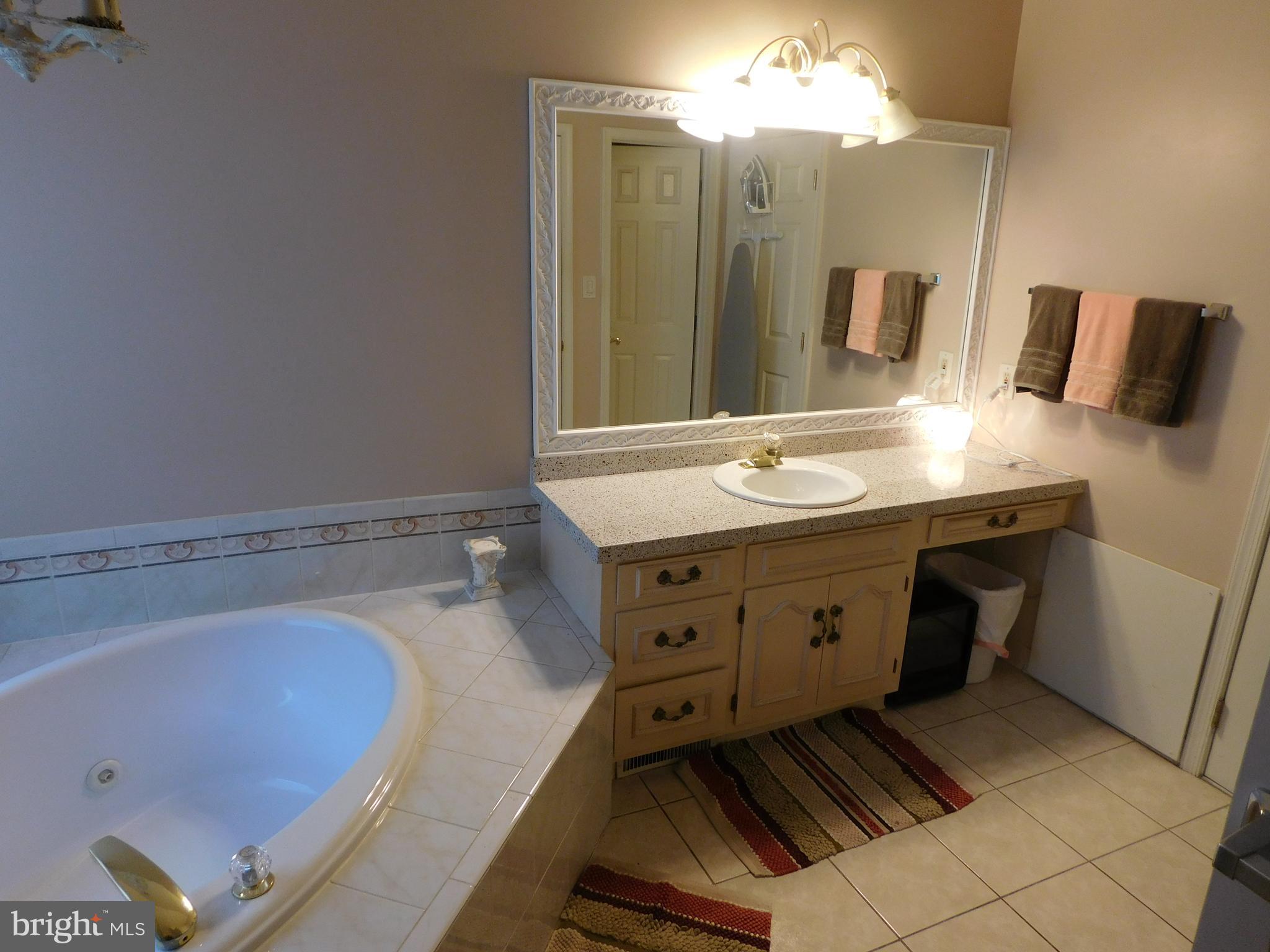 5802 Shows Road Bethlehem, PA 18017 - Photo 18 of 45 Gallery Image 18