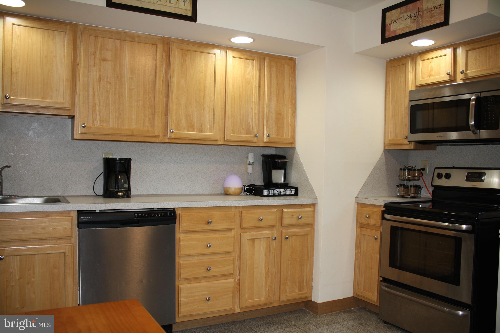 99 Arnold Road Enola, PA 17025 - Photo 6 of 20 Gallery Image 6