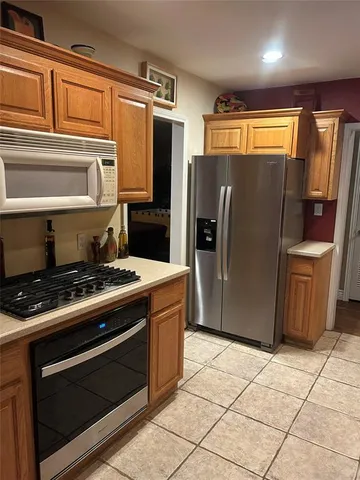 $575,000 | 625 North Bailey Avenue, Fort Worth, TX 76107