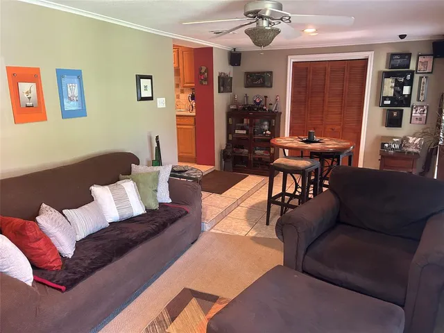 $575,000 | 625 North Bailey Avenue, Fort Worth, TX 76107