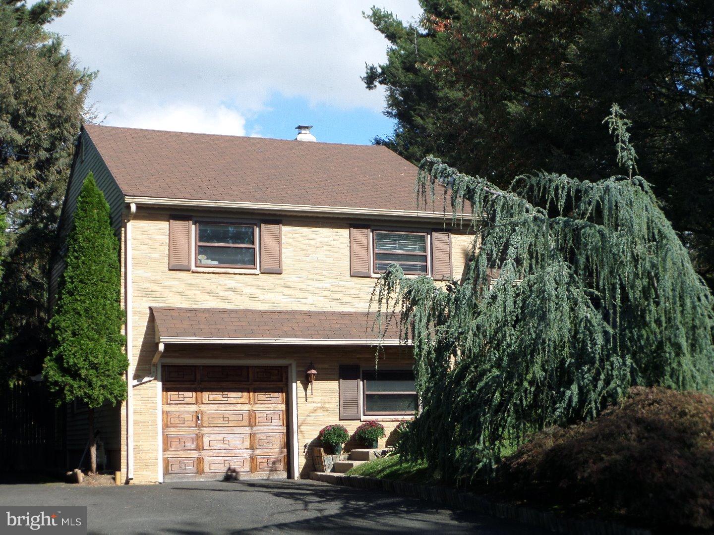 2019 Cross Road Glenside, PA 19038 - Photo 1 of 25 Gallery Image 1