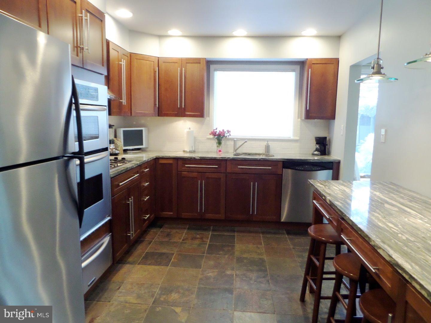 2019 Cross Road Glenside, PA 19038 - Photo 8 of 25 Kitchen