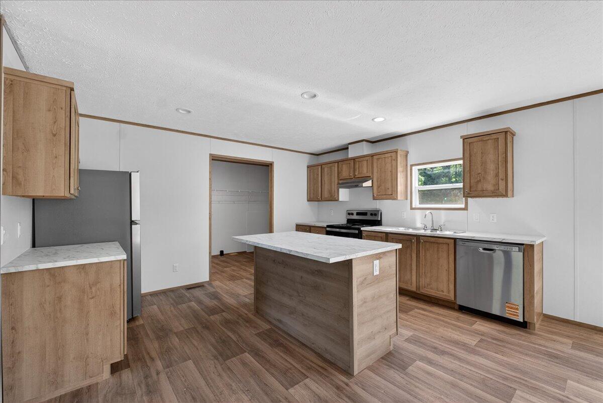 348 Plowground Road Cross, SC 29436 - Photo 13 of 47 12-Taylor Ragusett - DSC01891