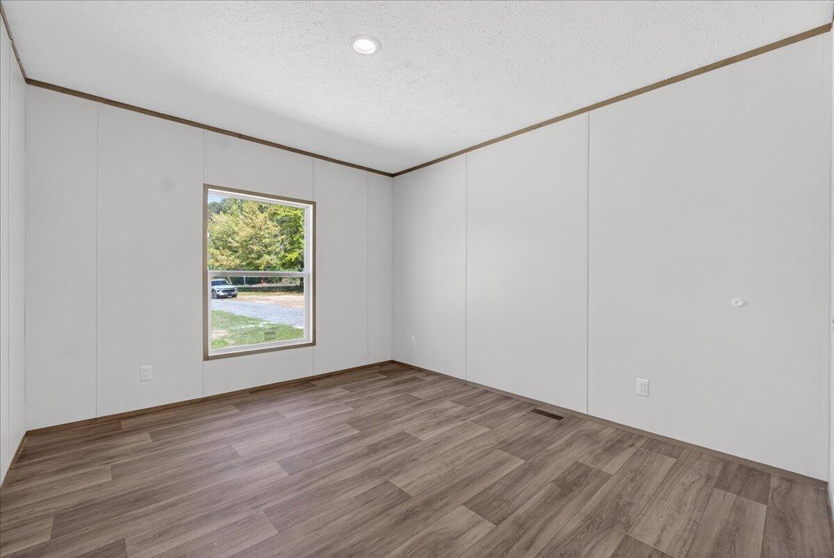 348 Plowground Road Cross, SC 29436 - Photo 35 of 47 33-Taylor Ragusett - DSC01945