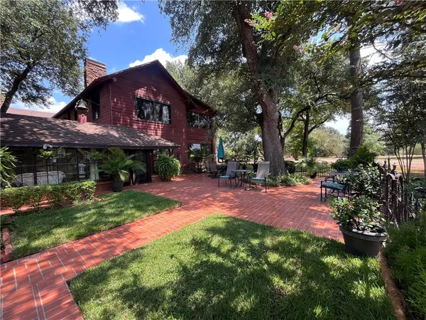 $2,950,000 | 1747 Highway 84, Mexia, TX 76667