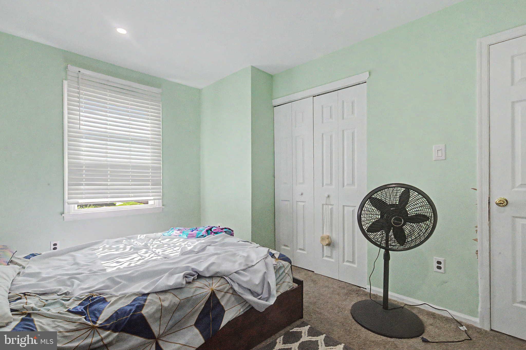 15 Winfield Road Sicklerville, NJ 08081 - Photo 10 of 17