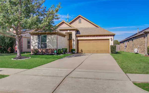 front view of house with a yard