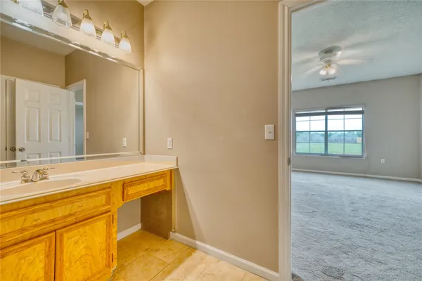 $2,000 | 770 Hunt Road, Unit 314, Baytown, TX 77521