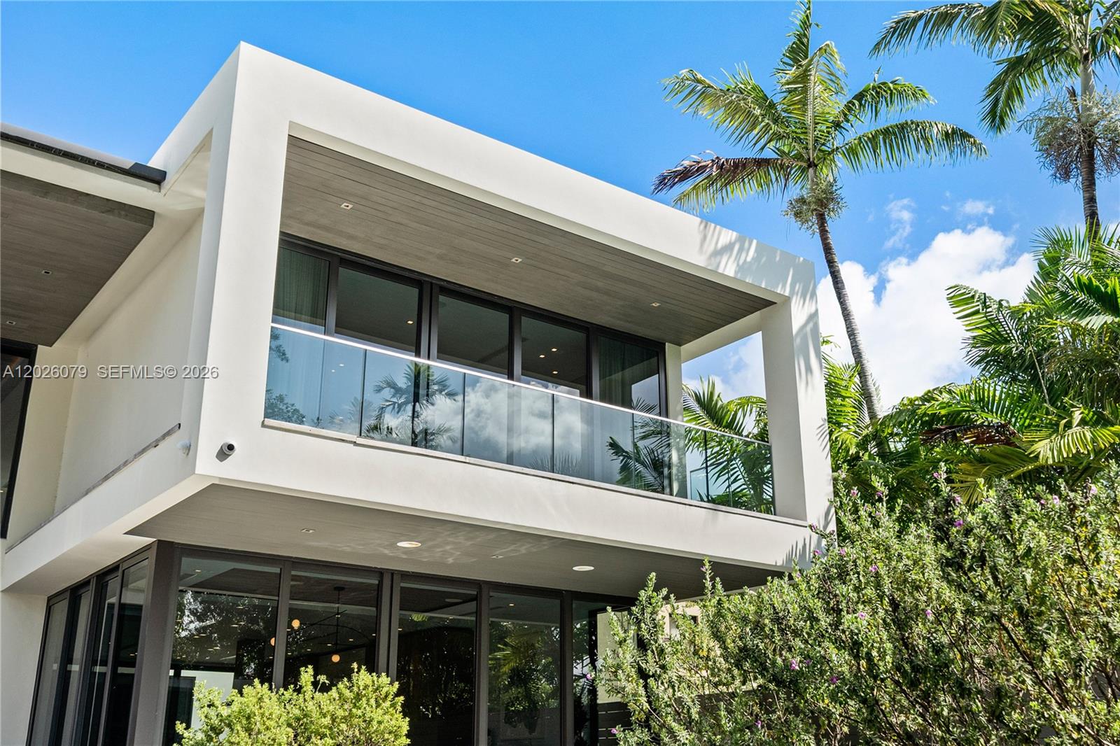 5061 North Bay Road Miami Beach, FL 33140 - Photo 55 of 63