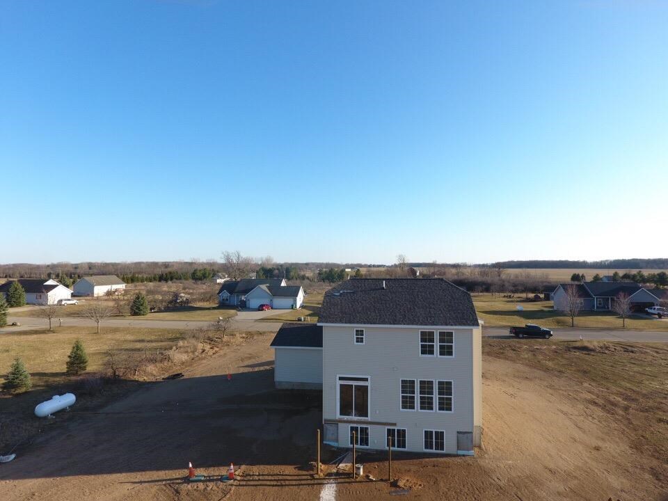 8110 Royal Road St. Johns, MI 48879 - Photo 3 of 40 1882577-2.JPG