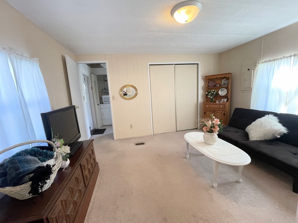 83 Clark Road, Unit L53 Shirley, MA 01464 - Photo 11 of 21 Gallery Image 11