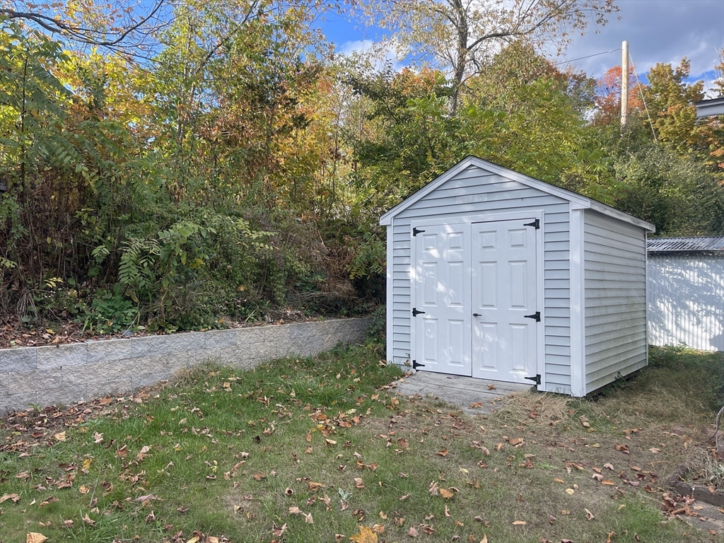83 Clark Road, Unit L53 Shirley, MA 01464 - Photo 6 of 21 Gallery Image 6