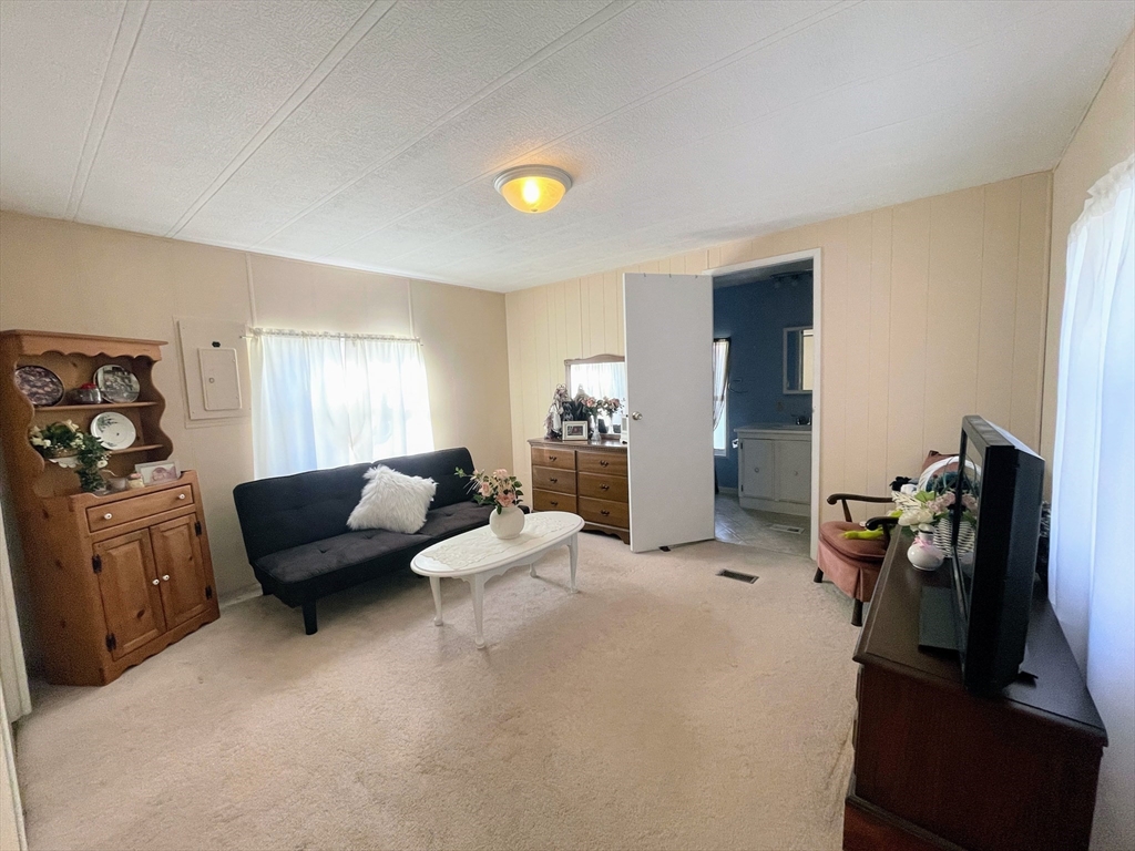 83 Clark Road, Unit L53 Shirley, MA 01464 - Photo 10 of 21 Gallery Image 10
