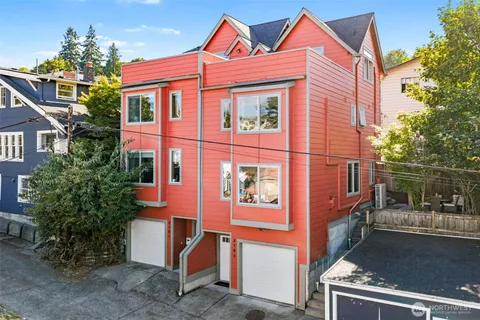 $840,000 | 316 West Barrett Street, Unit B, Seattle, WA 98119
