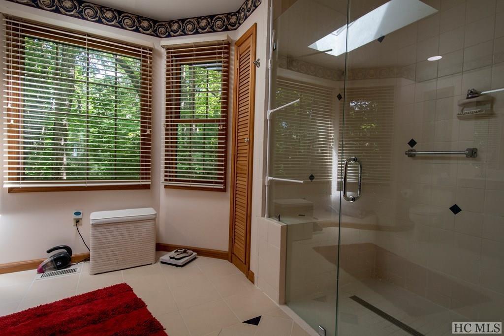 611 Ridgewood Road Highlands, NC 28741 - Photo 22 of 30 Gallery Image 22