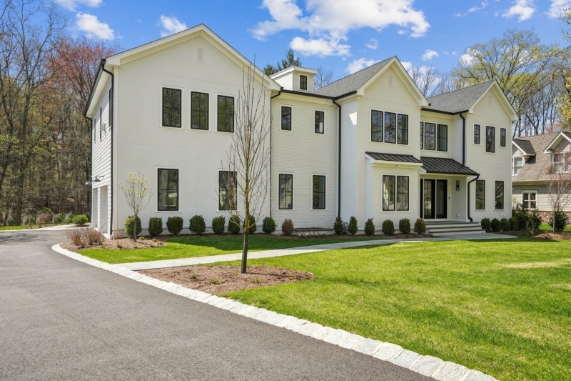 11 Addison Drive Short Hills, NJ 07078 - Photo 2 of 50