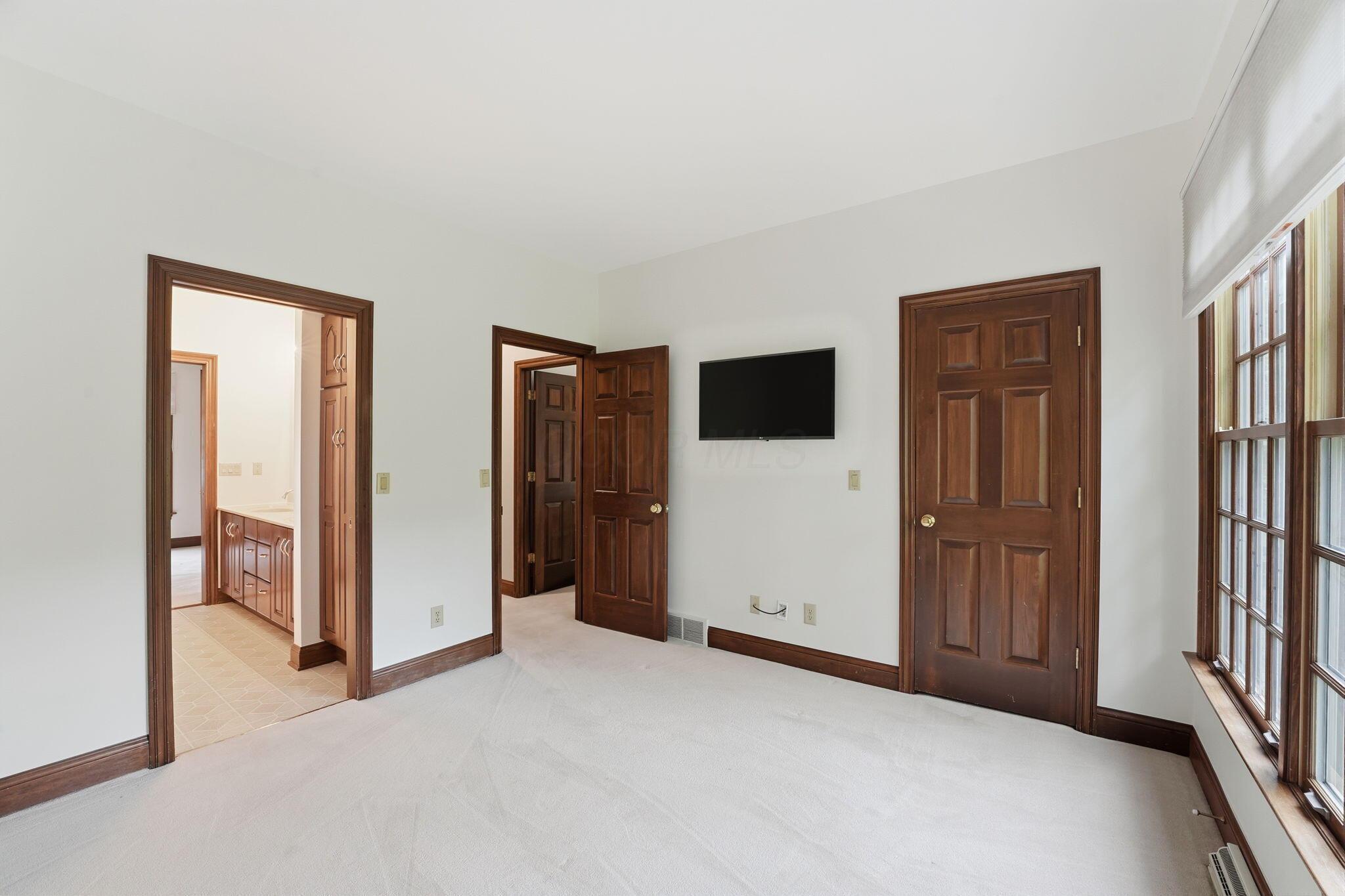 1159 Stone Run Lancaster, OH 43130 - Photo 33 of 53 Bedroom 2 with Jack & Jill Bath.