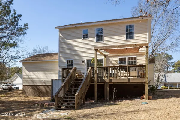 $325,000 | 216 Marsh Hen Court, Swansboro, NC 28584