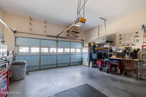 $325,000 | 216 Marsh Hen Court, Swansboro, NC 28584