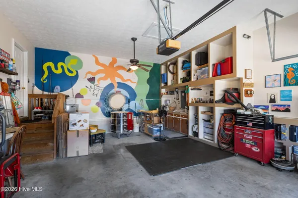 $325,000 | 216 Marsh Hen Court, Swansboro, NC 28584