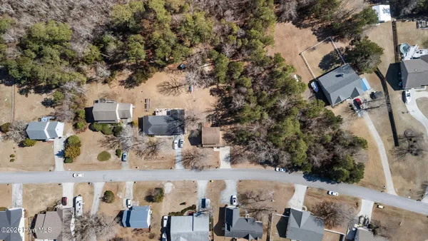 $325,000 | 216 Marsh Hen Court, Swansboro, NC 28584