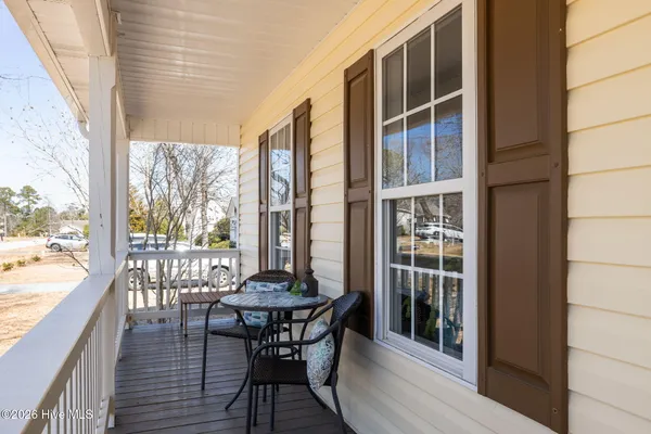 $325,000 | 216 Marsh Hen Court, Swansboro, NC 28584