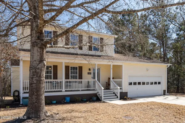 $325,000 | 216 Marsh Hen Court, Swansboro, NC 28584