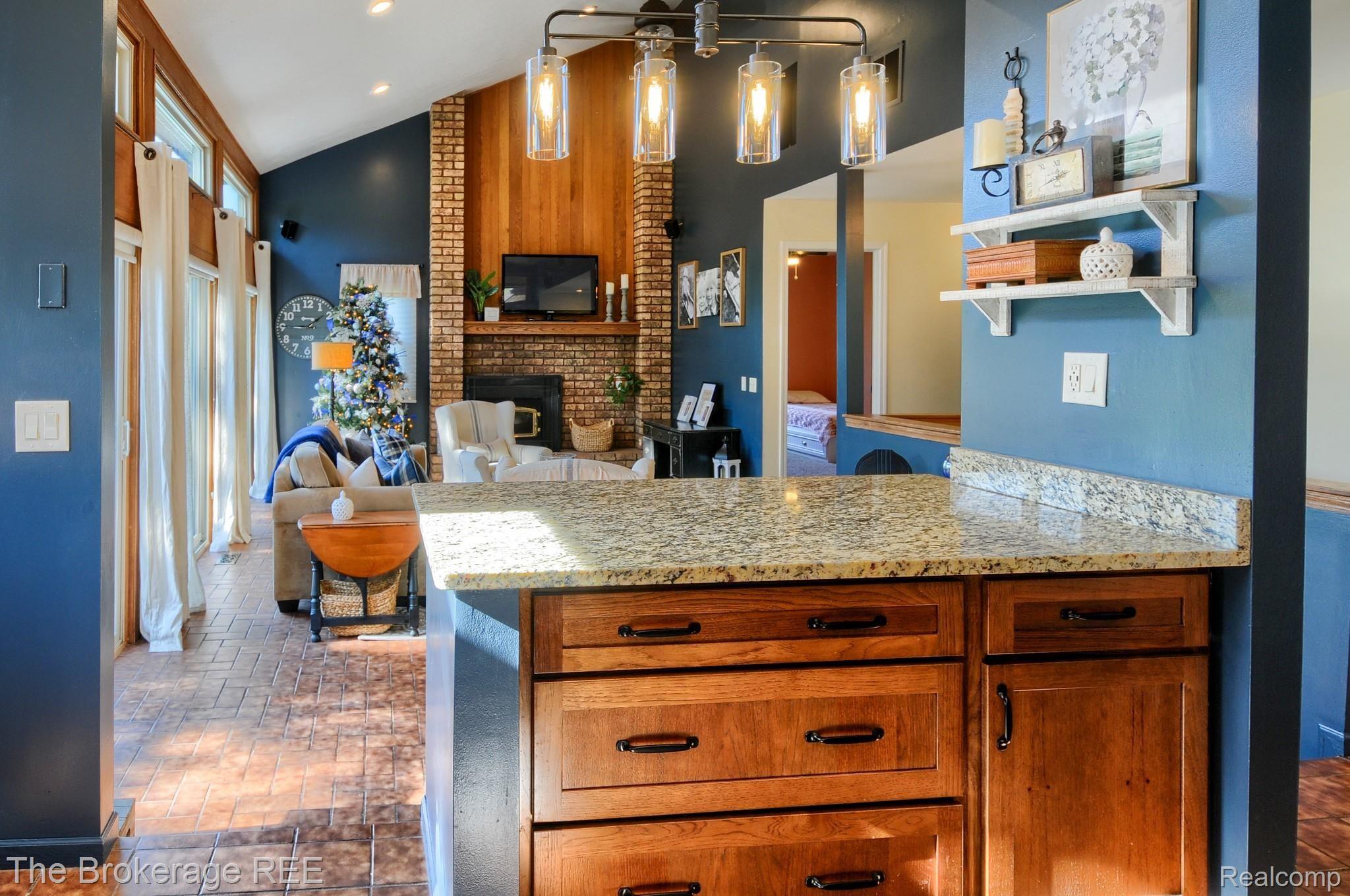 8422 Ridge Road Goodrich, MI 48438 - Photo 8 of 46 DSC_1036-HDR(5).jpg