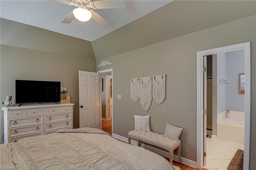 804 Ruskin Drive High Point, NC 27265 - Photo 19 of 37