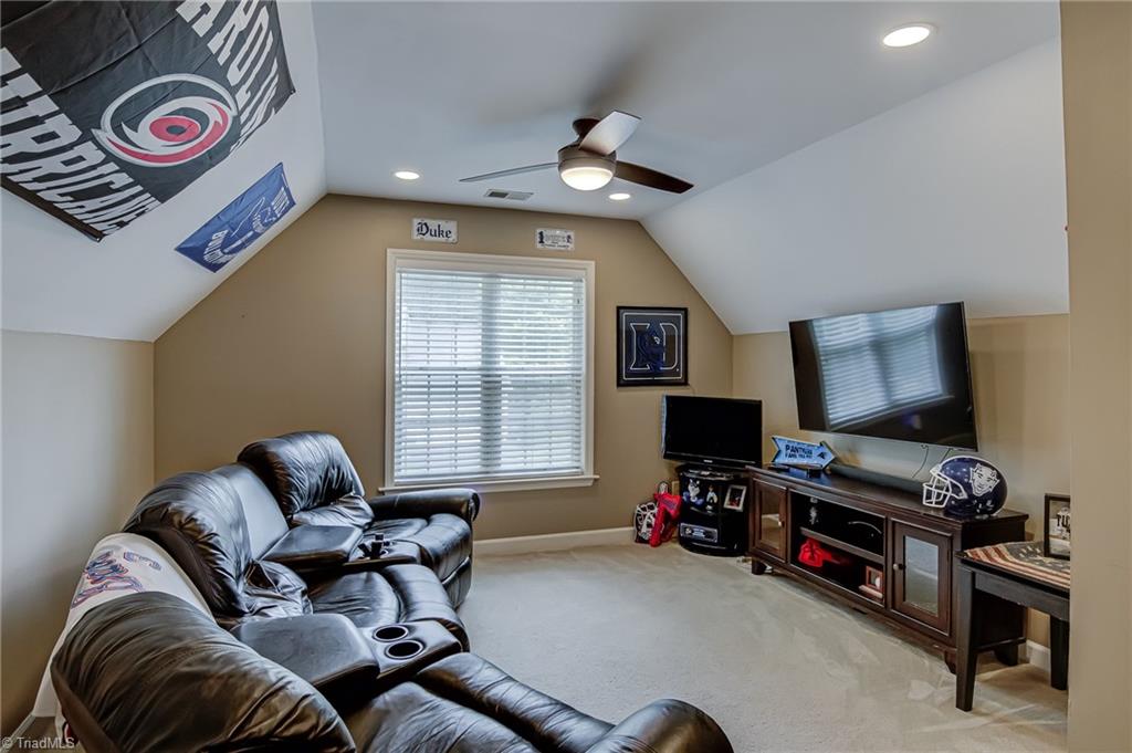 804 Ruskin Drive High Point, NC 27265 - Photo 28 of 37