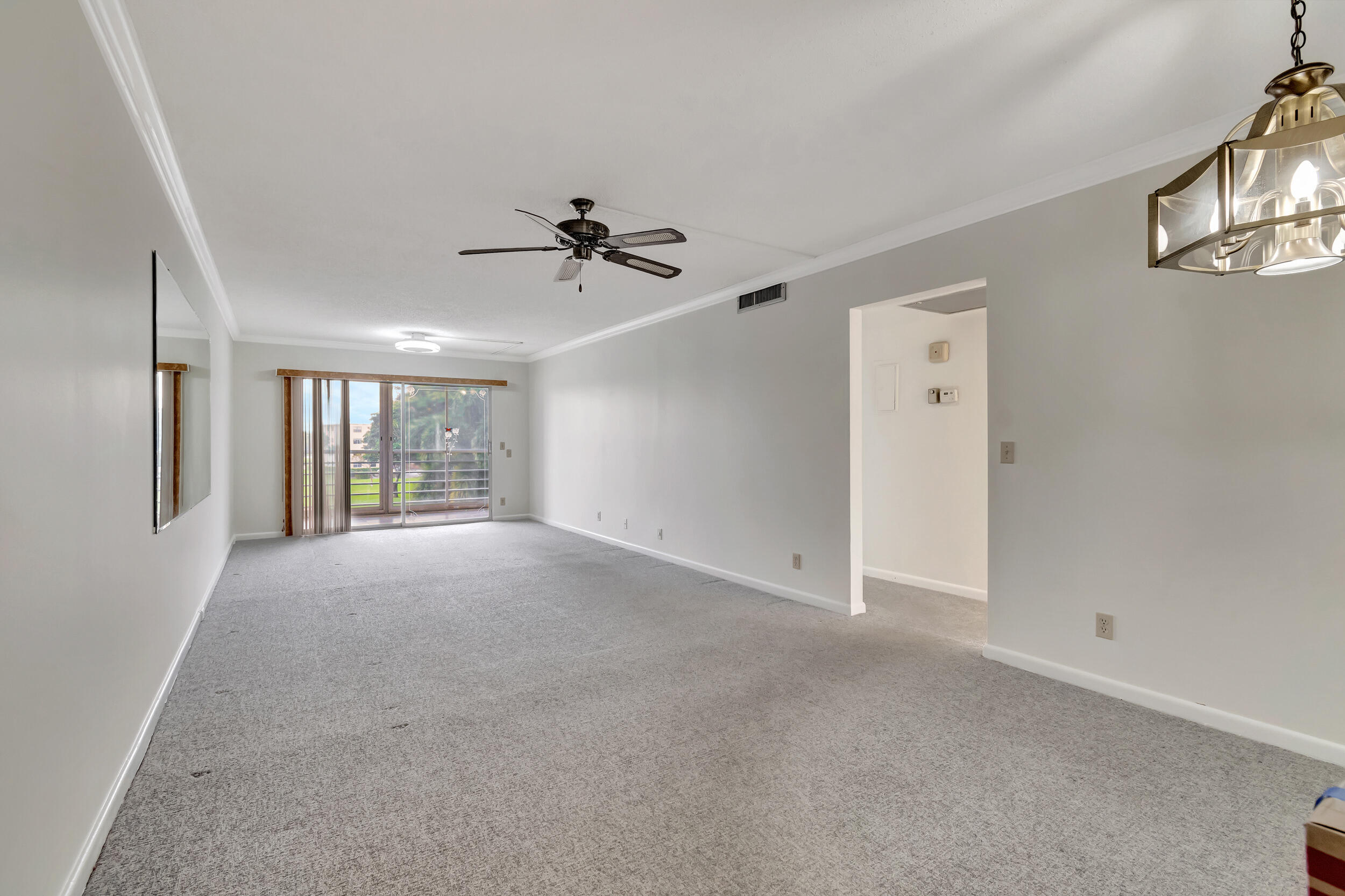 3021 Lincoln B Boca Raton, FL 33434 - Photo 7 of 48 07_dsc_2925