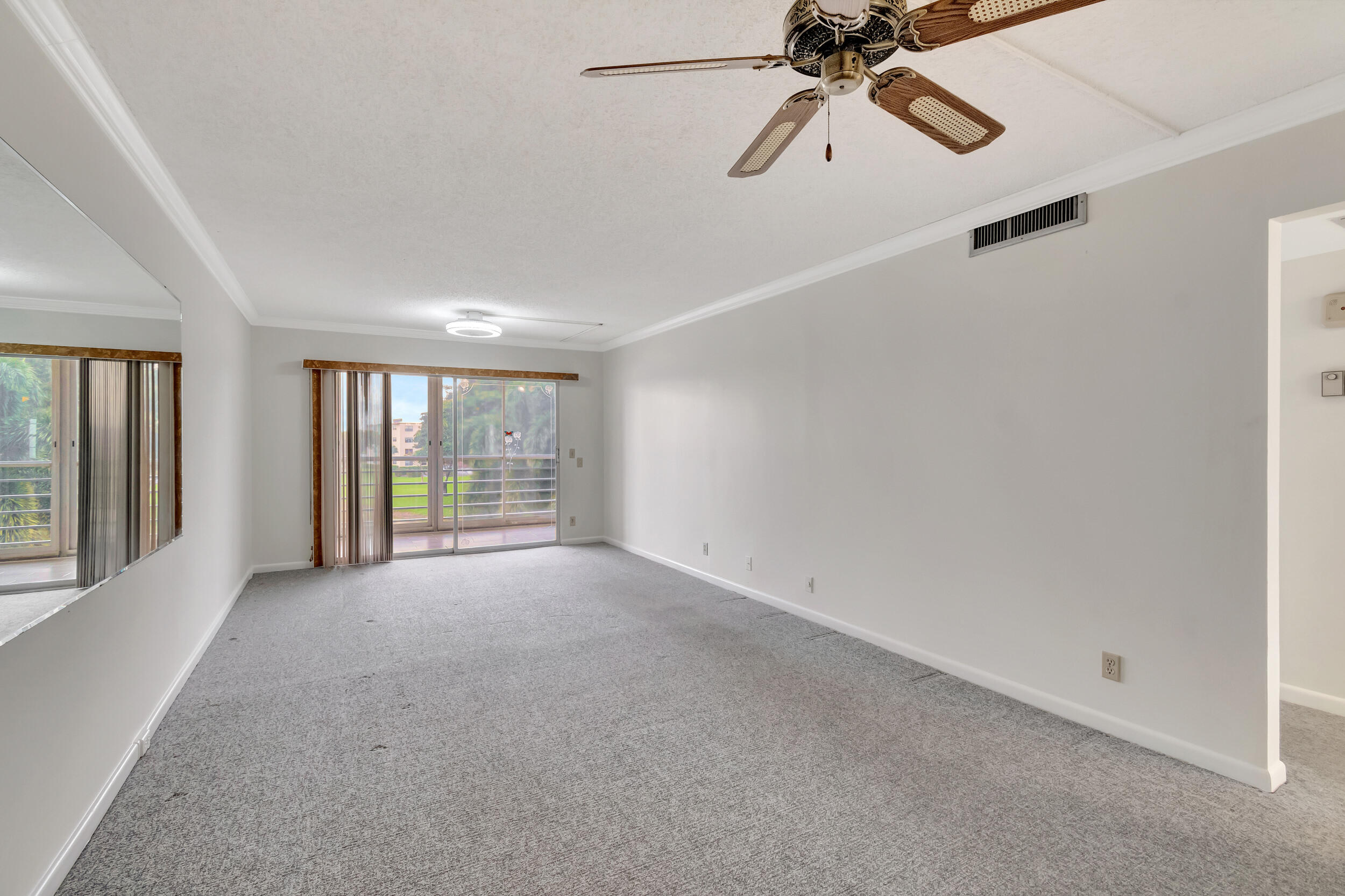 3021 Lincoln B Boca Raton, FL 33434 - Photo 8 of 48 08_dsc_2930