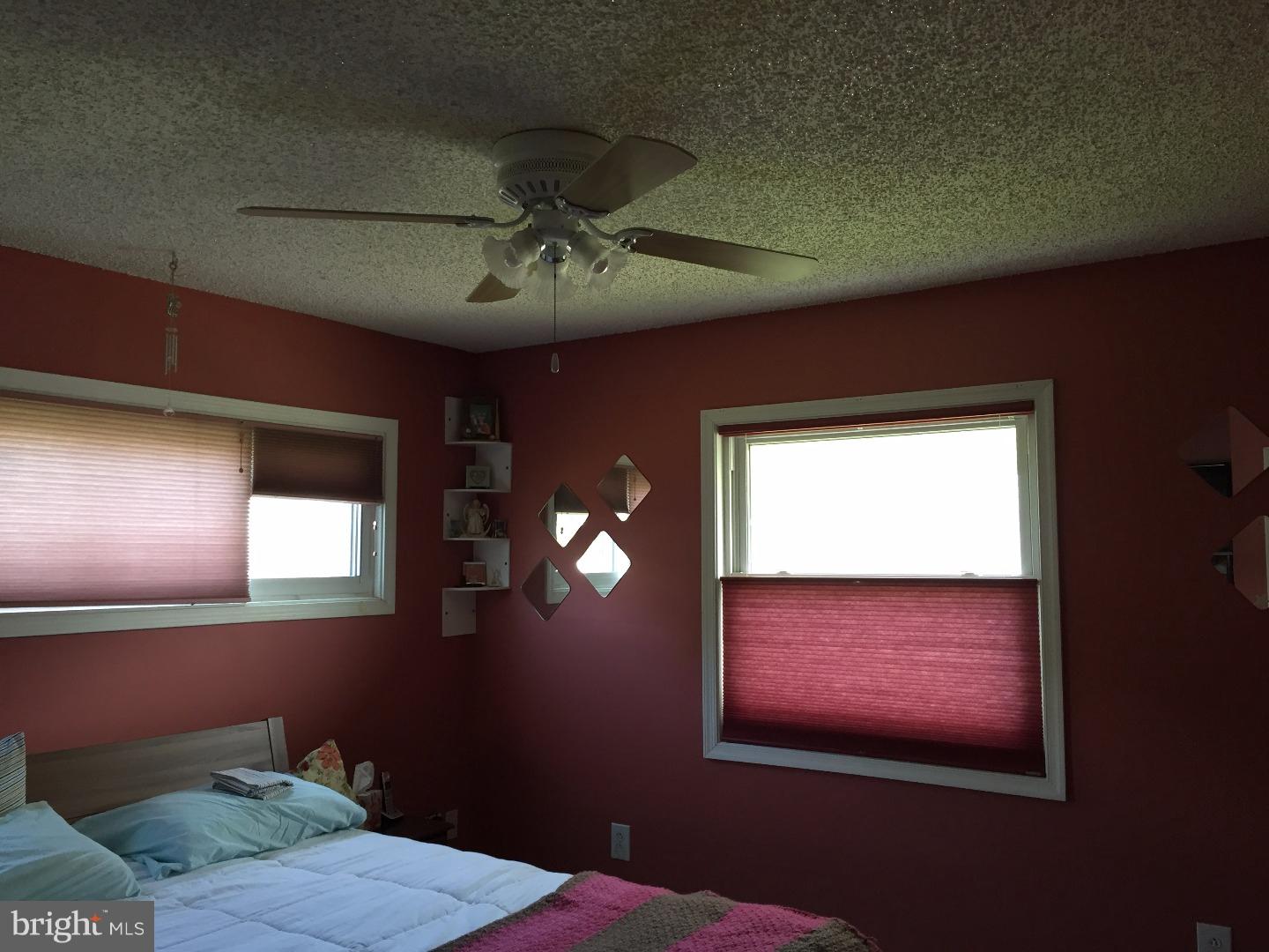 21 Violet Road Levittown, PA 19057 - Photo 11 of 18 Master Bedroom