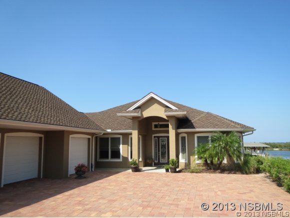 1505 South Riverside Drive Edgewater, FL 32132 - Photo 2 of 21 Gallery Image 2