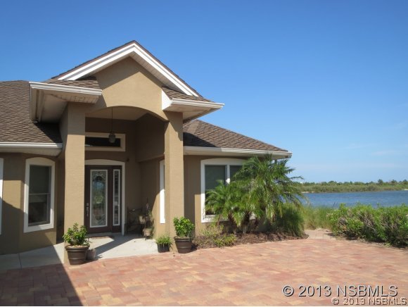 1505 South Riverside Drive Edgewater, FL 32132 - Photo 3 of 21 Gallery Image 3