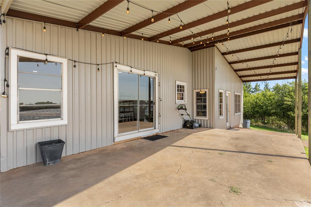 894 West Moonshine Road Seymour, TX 76380 - Photo 7 of 23