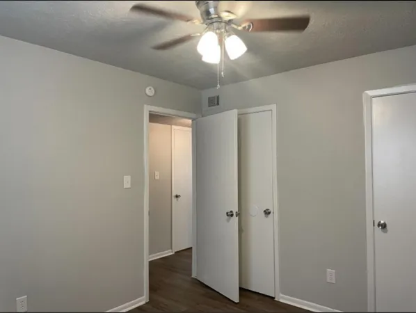 $1,195 | 1526 East Avenue, Unit 205, Katy, TX 77493