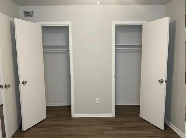 $1,265 | 1526 East Avenue, Unit 205, Katy, TX 77493