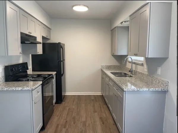 $1,195 | 1526 East Avenue, Unit 205, Katy, TX 77493