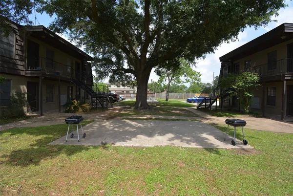 $1,195 | 1526 East Avenue, Unit 205, Katy, TX 77493