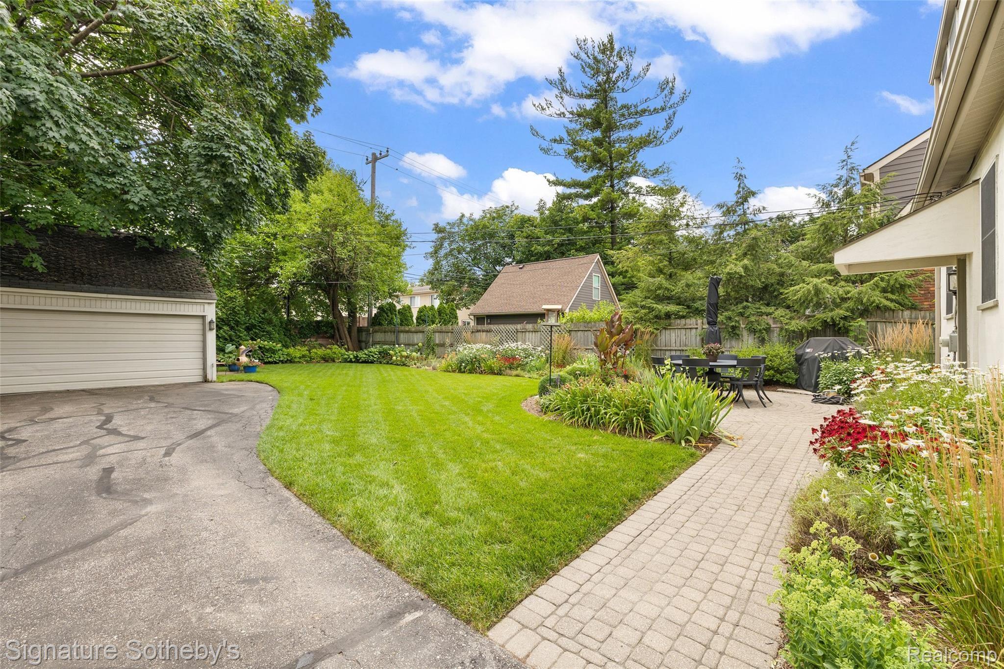 1180 Villa Road Birmingham, MI 48009 - Photo 32 of 40 1180 Villa Rd-9.jpg