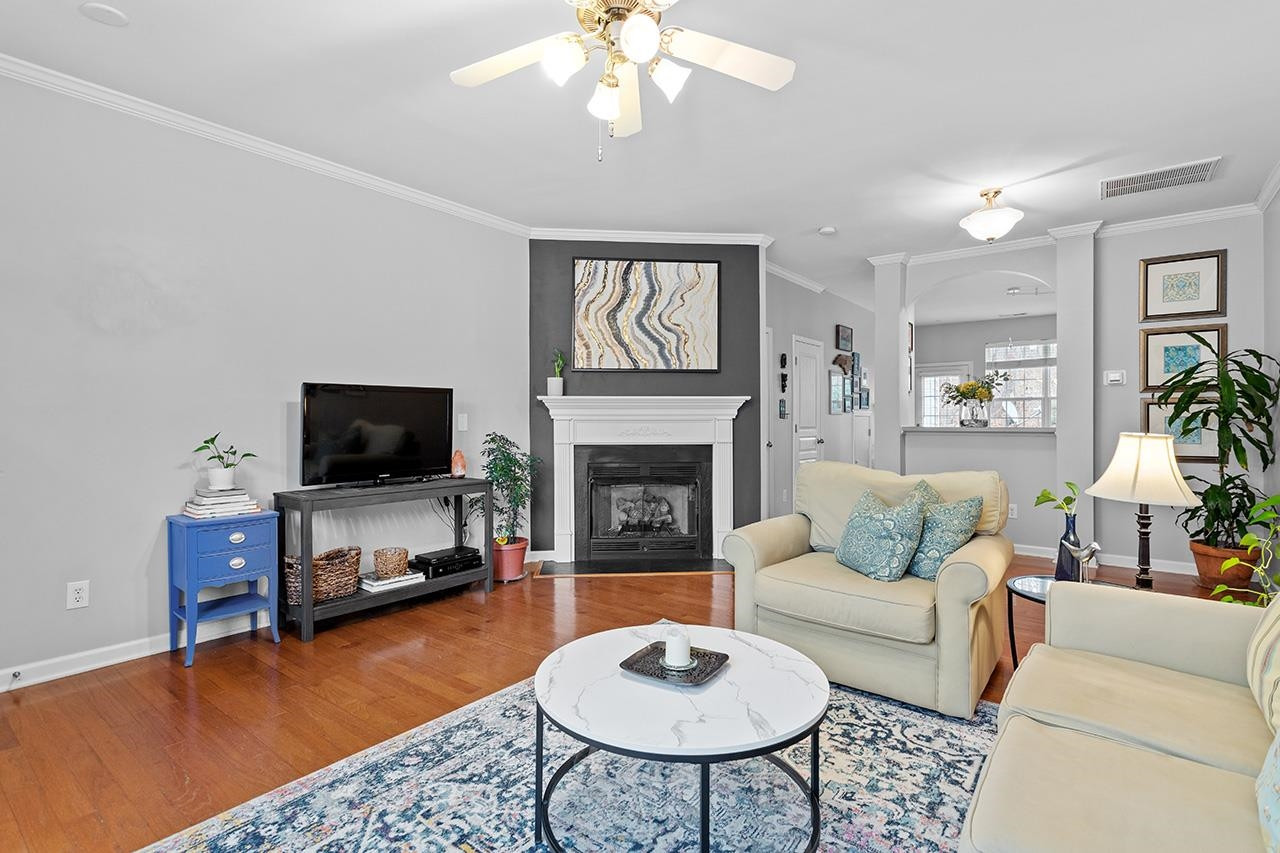 4303 Sugarbend Way Raleigh, NC 27606 - Photo 8 of 28 Photo 8