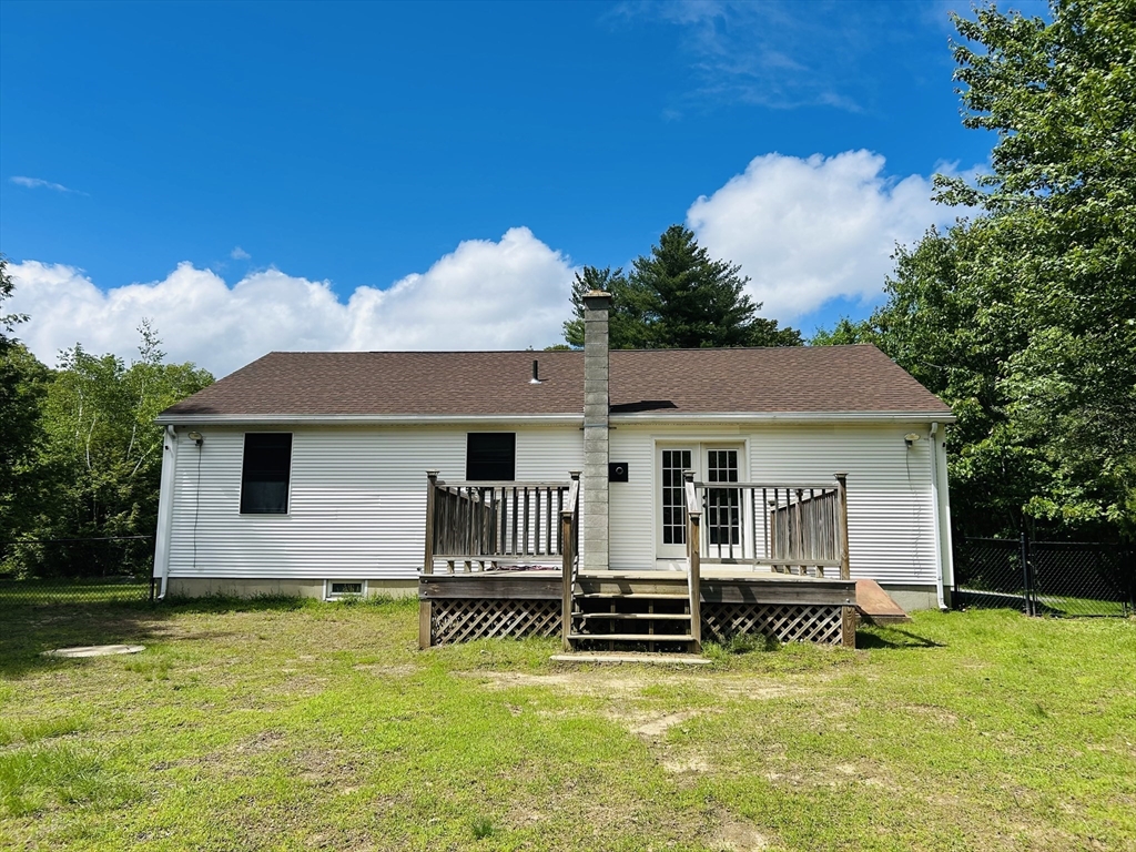 32 Sandy Pine Road Templeton, MA 01468 - Photo 5 of 30 a front view of a house with swimming pool and porch