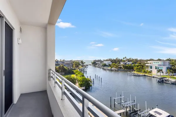 $550,000 | 1709 North Tamiami Trail, Unit 503, Sarasota, FL 34236