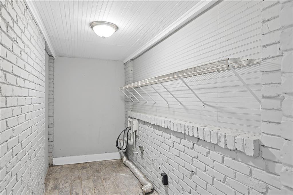 2790 Collier Drive Northwest Atlanta, GA 30318 - Photo 19 of 44 a bathroom with a shower