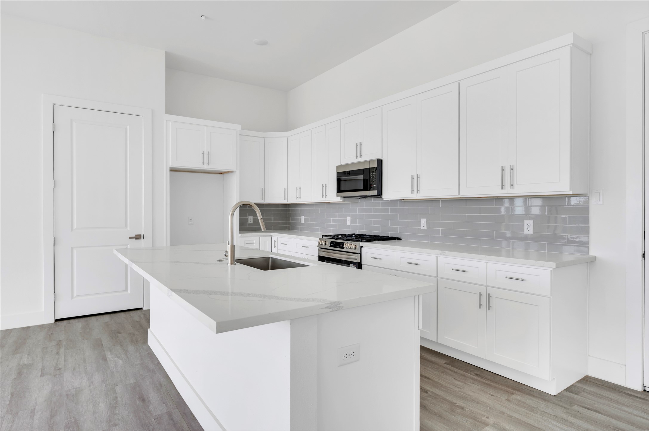 119 Kirby Road, Unit 5301 Seabrook, TX 77586 - Photo 14 of 39 Gallery Image 14